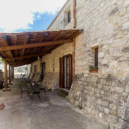 アパート Valle Dell'acanto モーディカ